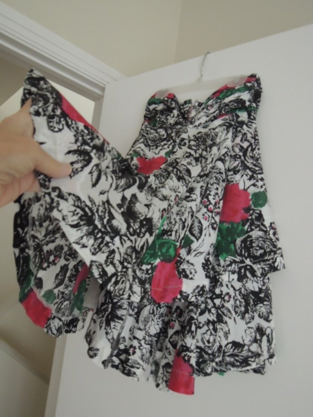Ladies 2 Pc Dress Size S Top Size M Skirt Built In Crinoline Underskirt - CHOICE
